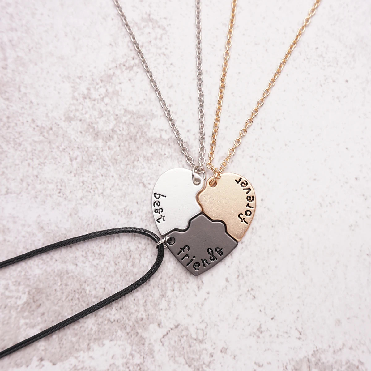 3/4 Best friend necklaces