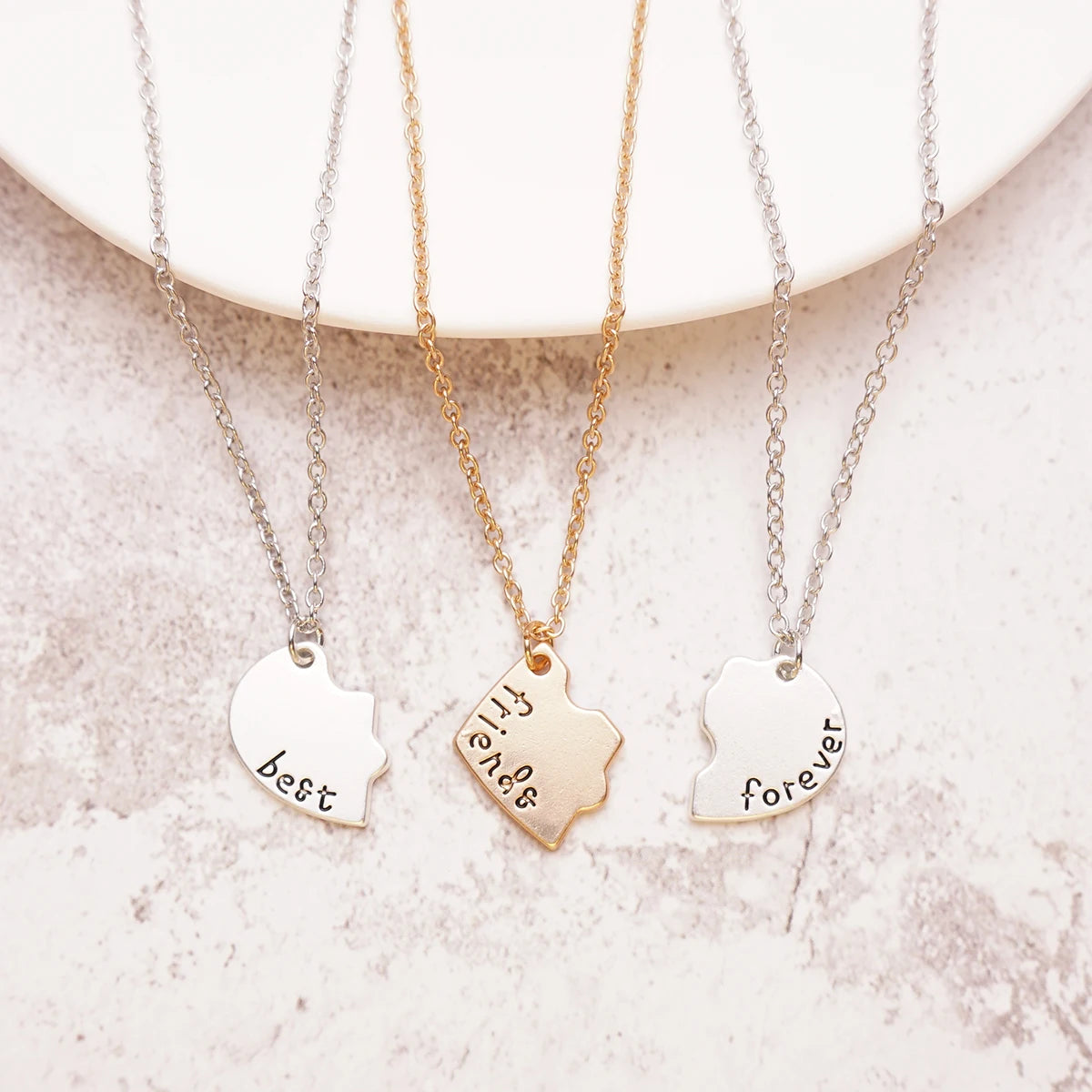 3/4 Best friend necklaces